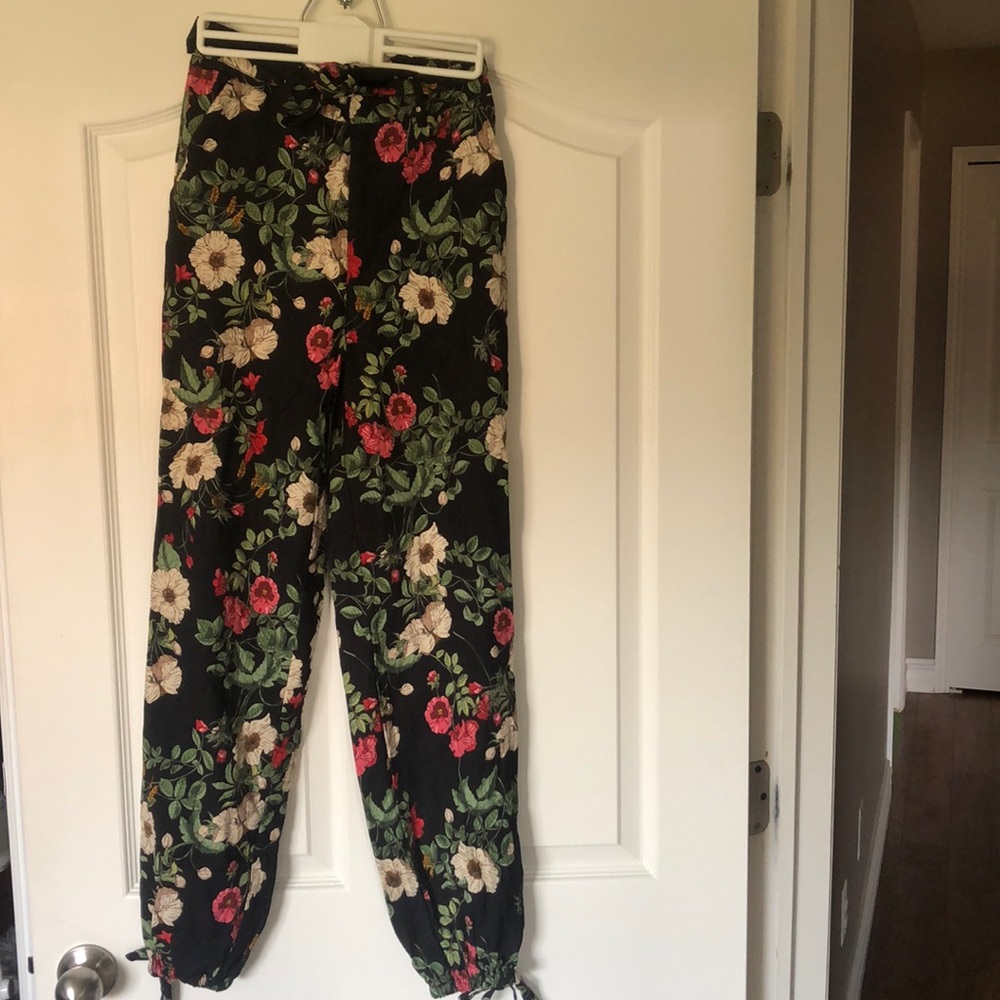 H&M floral pants.